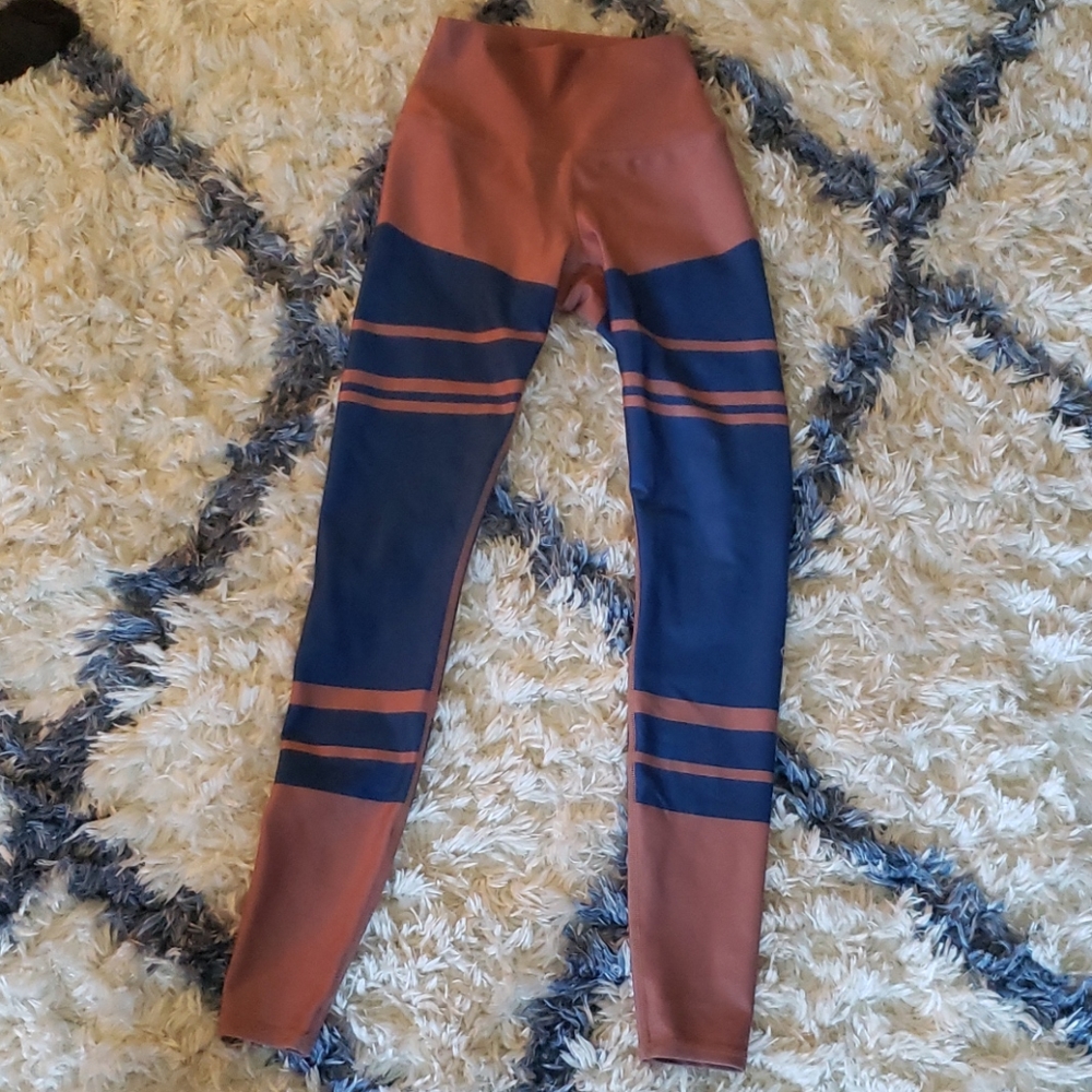 ALO high waist airlift leggings - Picture 2 of 9